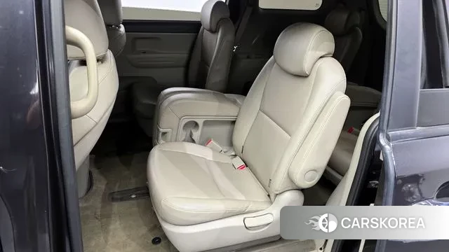 Kia The New Carnival 2018 Серый из Кореи, фото 2