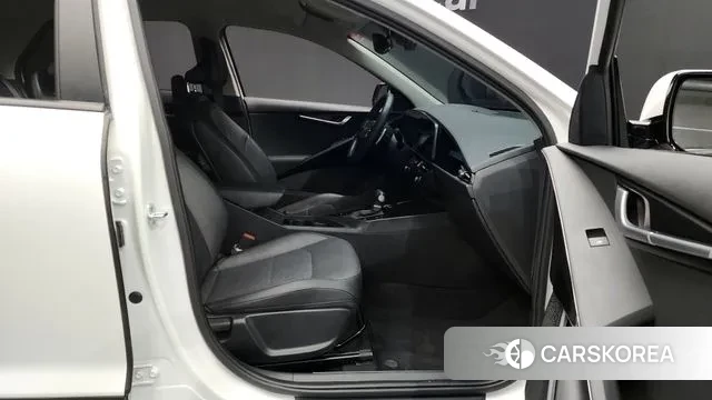 Kia Di Ol Nu Niro 2022 Белый из Кореи, фото 2