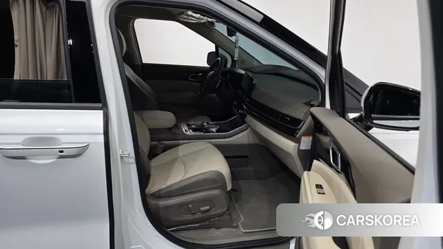 Kia The New Carnival 4th Generation 2025 Белый из Кореи, фото 2