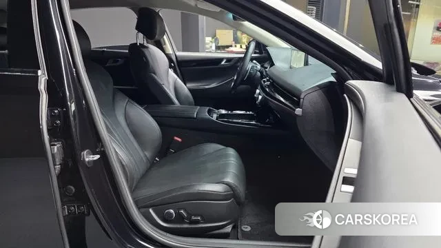 Genesis G80 (RG3) 2022 Черный из Кореи, фото 2