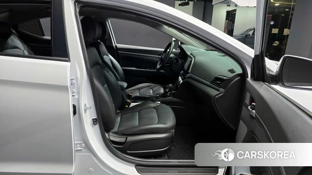 Hyundai The New Avante AD 2019 Белый из Кореи, фото 2