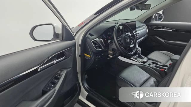 Kia Seltos 2019 Белый из Кореи, фото 2