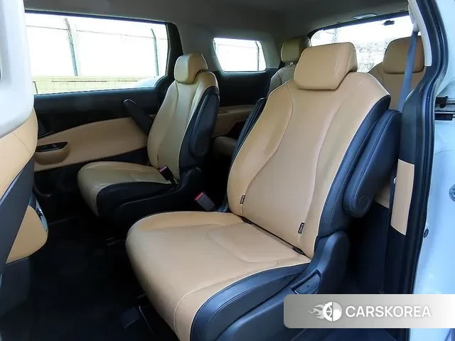 Kia Carnival 4th generation 2022 Белый из Кореи, фото 2