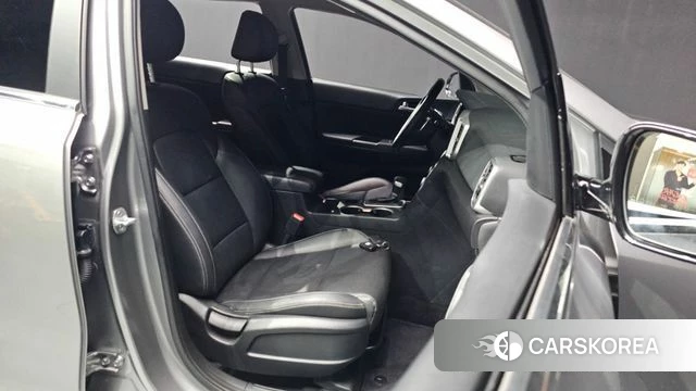 Kia Sportage The Bold 2020 Серебристо-серый из Кореи, фото 2