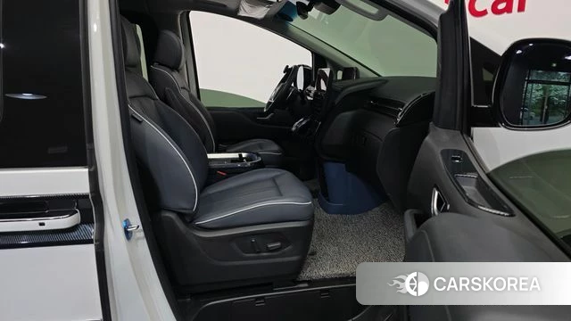 Hyundai Staria 2021 Белый из Кореи, фото 2