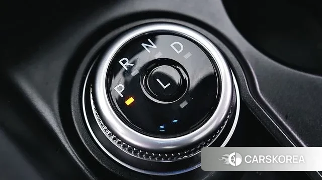 Ford Explorer 6th Generation 2025 Белый из Кореи, фото 2