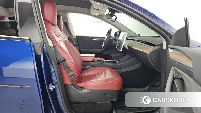 Tesla Model Y 2022 Синий из Кореи, фото 2