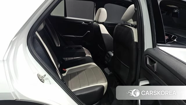 Volkswagen T-Roc 2021 Белый из Кореи, фото 2