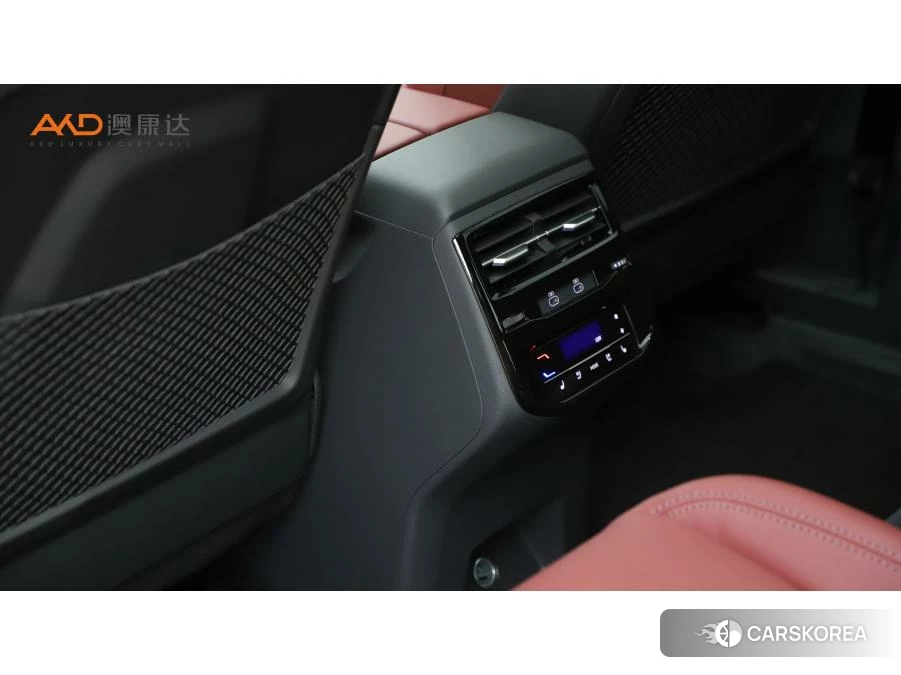 Audi Q6 2023 Черный из Китая, фото 2
