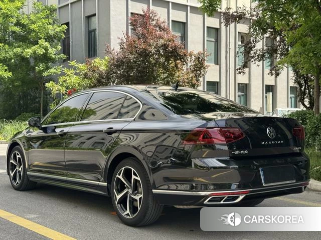 Volkswagen Magotan 2023 Черный из Китая, фото 2