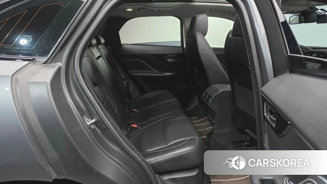 Jaguar F-PACE 2018 Серый из Кореи, фото 2