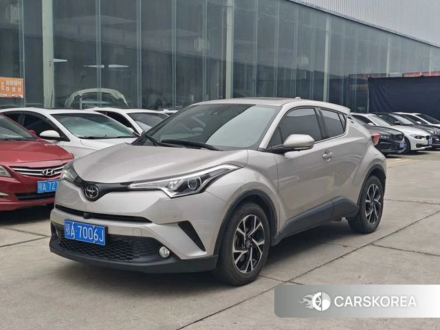Toyota C-HR 2021 Шампань из Китая, фото 2