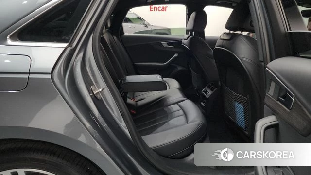 Audi A4 (B9) 2019 Серый из Кореи, фото 2