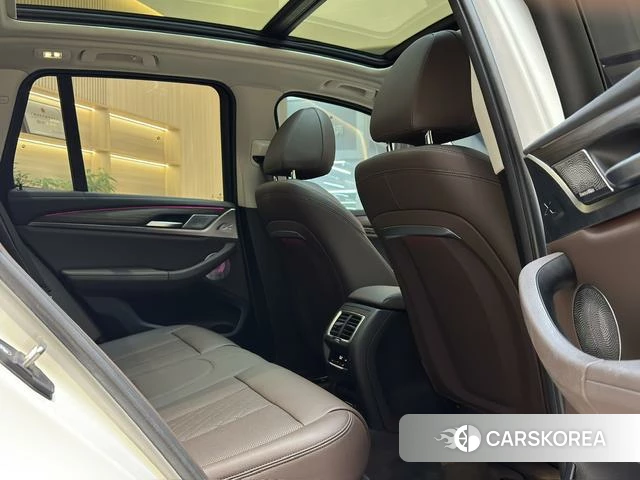 BMW X3 2022 Белый из Китая, фото 2