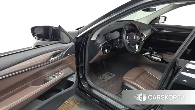 BMW 6 Series GT (G32) 2021 Черный из Кореи, фото 2