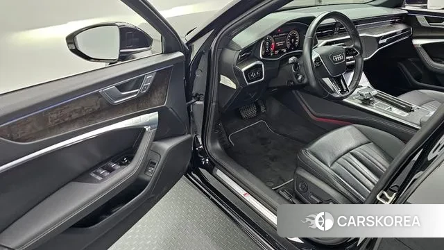 Audi A6 (C8) 2021 Черный из Кореи, фото 2