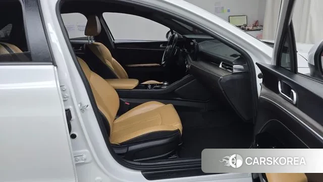 Kia K5 3rd generation 2021 Белый из Кореи, фото 2