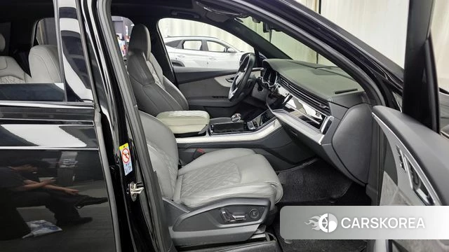 Audi Q7 (4M) 2022 Черный из Кореи, фото 2