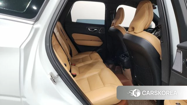 Volvo XC60 second Generation id 4490728 из Кореи 2
