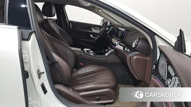 Mercedes-Benz CLS-Class C257 2019 Белый из Кореи, фото 2