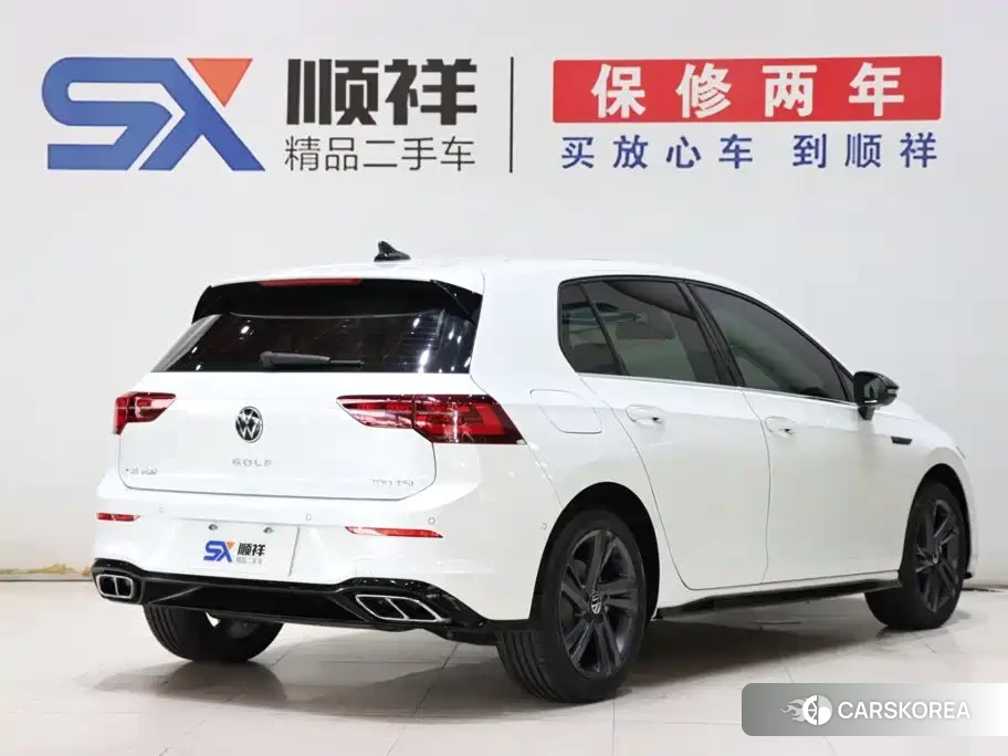 Volkswagen Golf 2024 Белый из Китая, фото 2