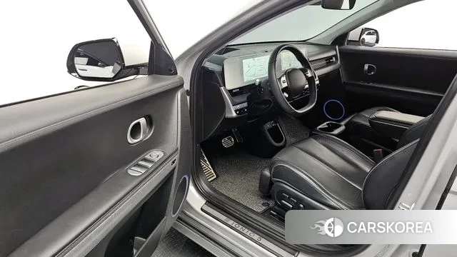 Hyundai Ionic 5 2021 Серебристо-серый из Кореи, фото 2