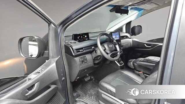 Hyundai Staria 2024 Серый из Кореи, фото 2