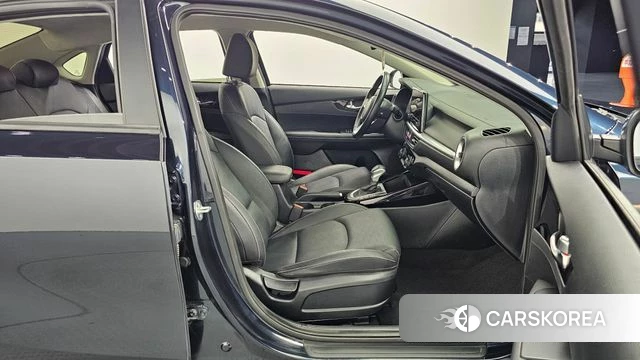 Kia The New K3 2nd generation 2023 Синий из Кореи, фото 2