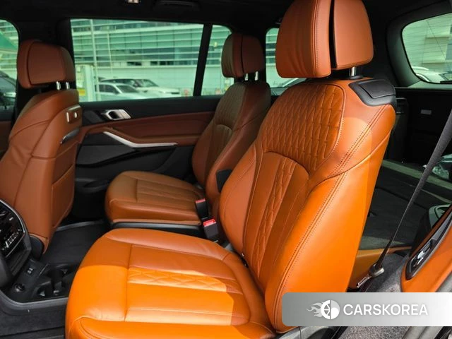 BMW X7 (G07) 2026 Черный из Кореи, фото 2