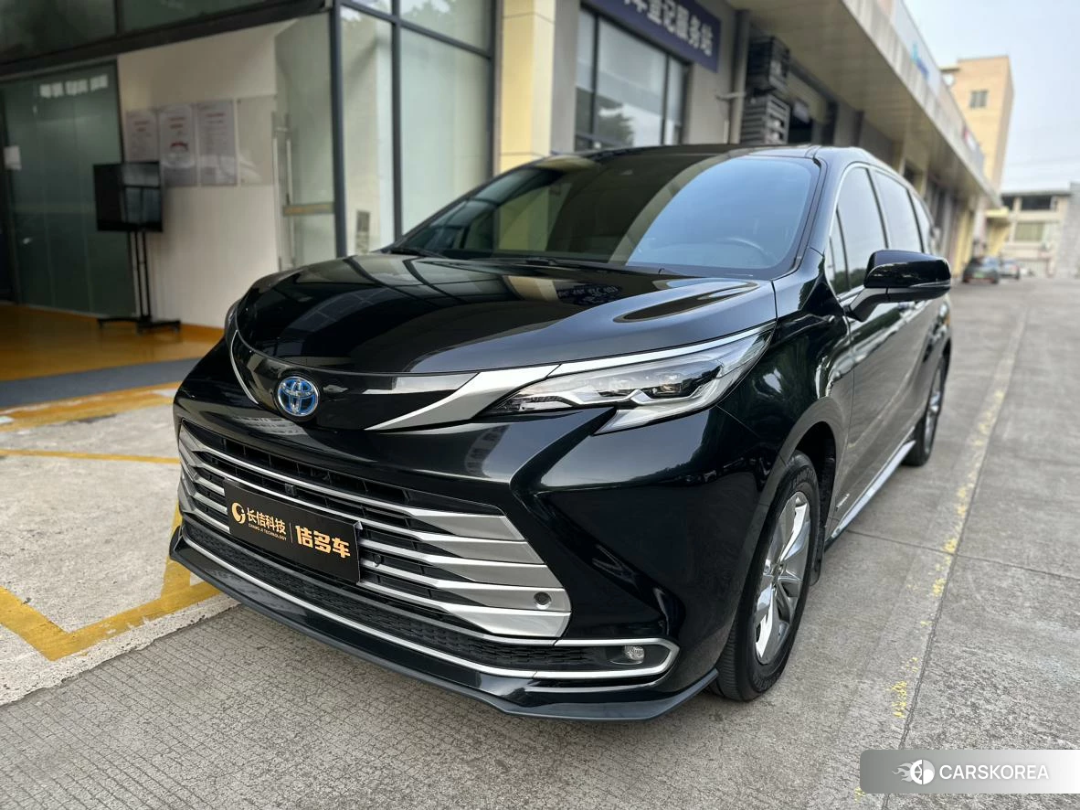 Toyota Saina 2021 Черный из Китая, фото 2