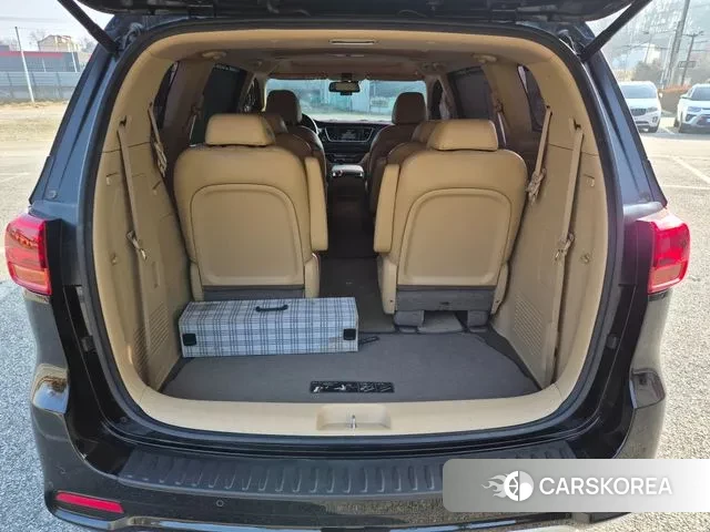 Kia The New Carnival 2019 Черный из Кореи, фото 2