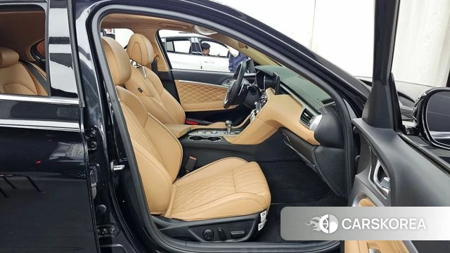 Genesis The New G70 Shooting Brake 2022 Черный из Кореи, фото 2