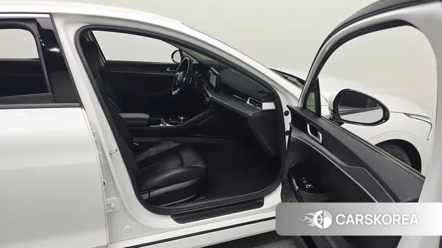 Kia K5 3rd generation 2023 Белый из Кореи, фото 2