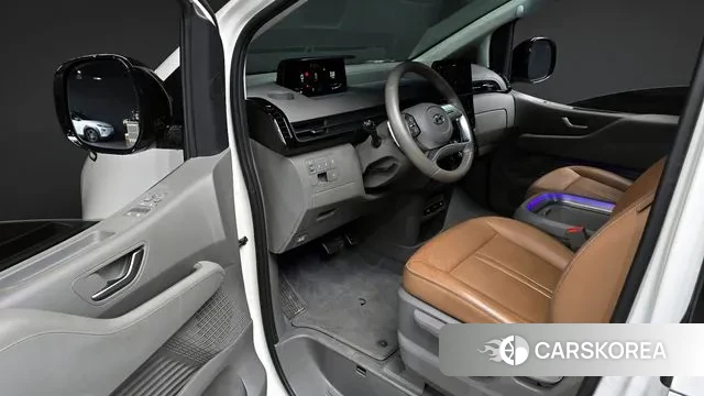 Hyundai Staria 2024 Белый из Кореи, фото 2