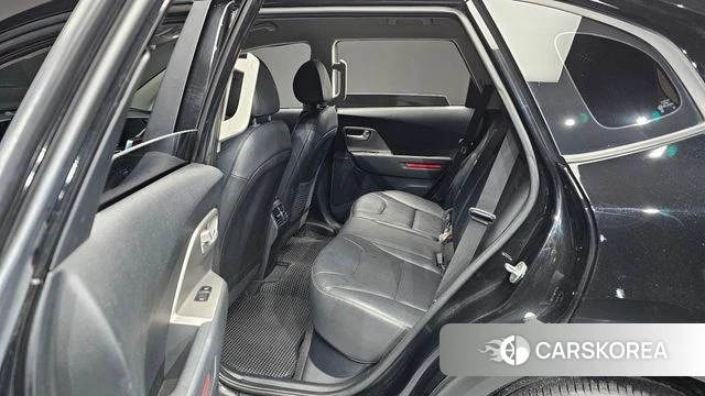 Kia Niro Plus 2022 Черный из Кореи, фото 2