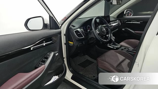 Kia Seltos 2019 Белый из Кореи, фото 2