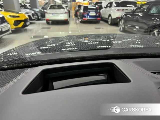 Audi Q8 (4M) 2026 Серый из Кореи, фото 2