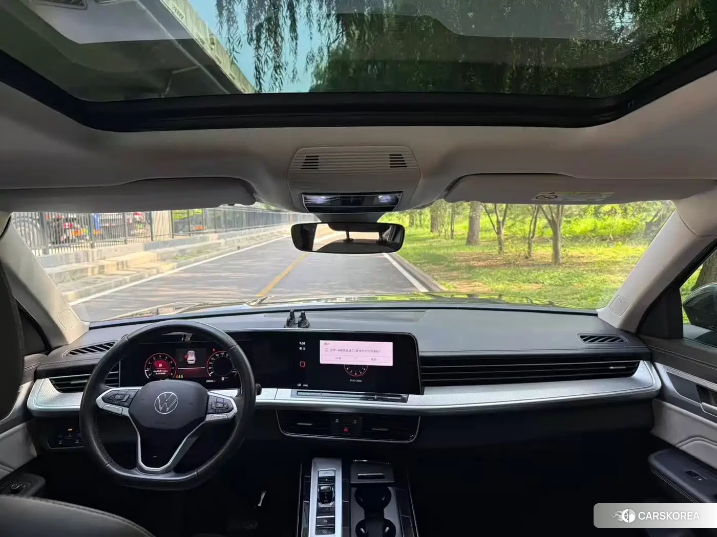Volkswagen Tavendor 2023 Черный из Китая, фото 2