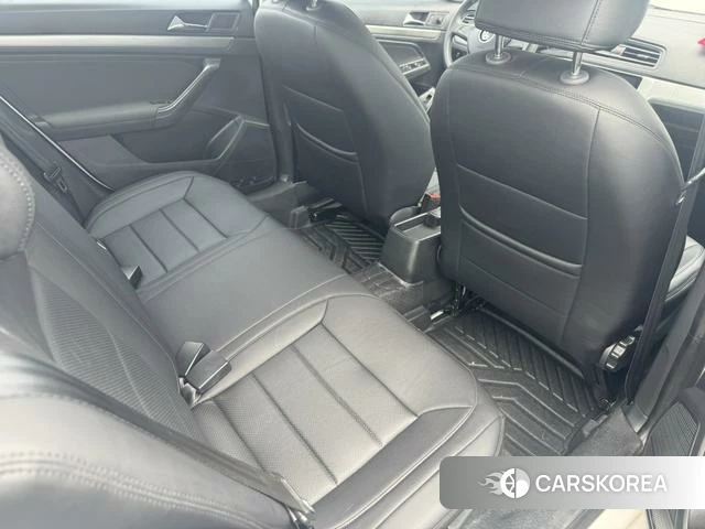 Volkswagen Lavida 2023 Белый из Китая, фото 2