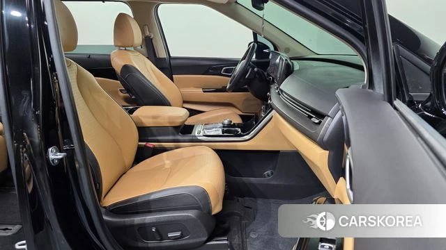 Kia Carnival 4th generation 2023 Черный из Кореи, фото 2