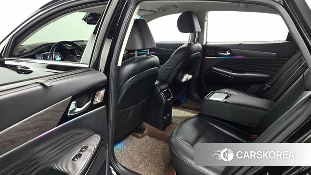 Kia K7 Premier 2021 Черный из Кореи, фото 2