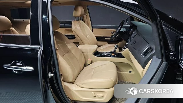 Kia The New Carnival 2019 Черный из Кореи, фото 2