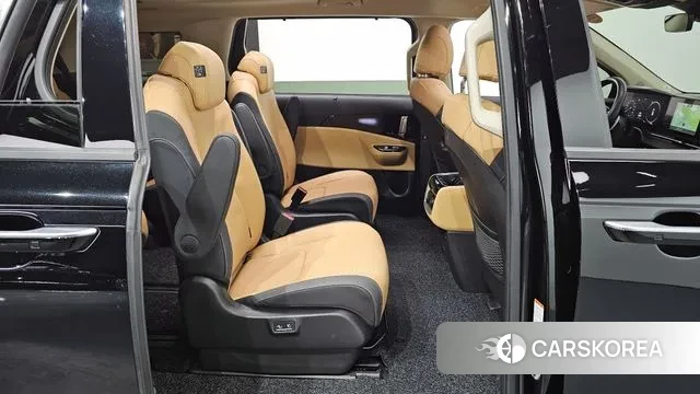 Kia Carnival 4th generation 2023 Черный из Кореи, фото 2