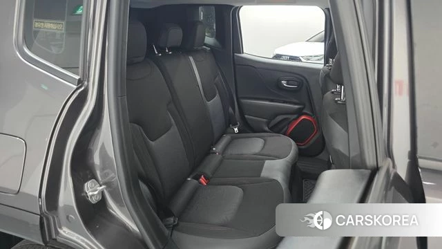 Jeep Renegade 2018 Серый из Кореи, фото 2