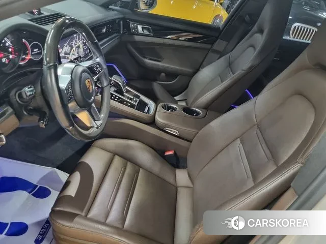 Porsche Panamera (971) 2019 Серебристо-серый из Кореи, фото 2