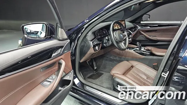 BMW 5 Series (G30) 2022 Синий из Кореи, фото 2