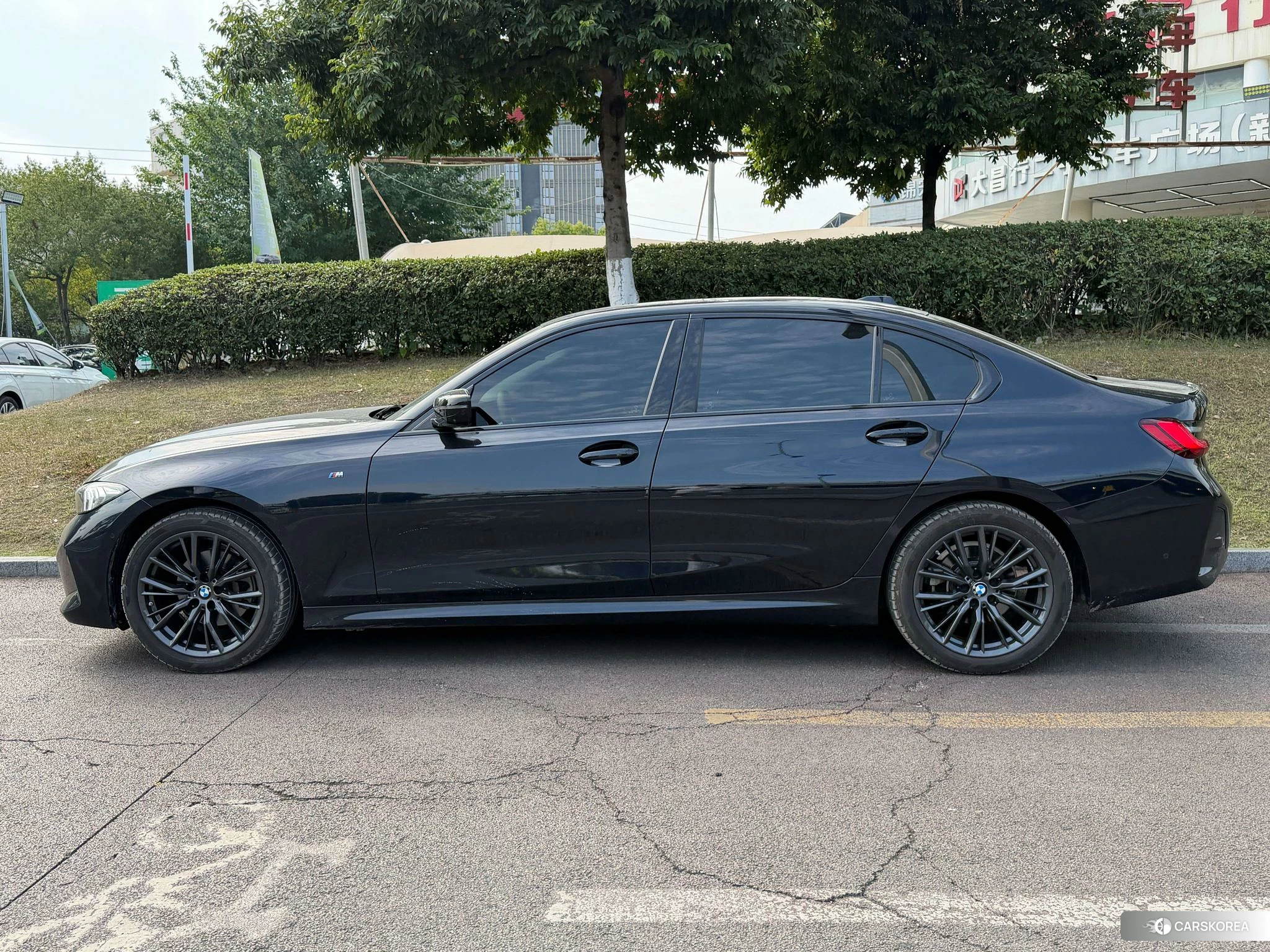 BMW 3 series 2024 Черный из Китая, фото 2