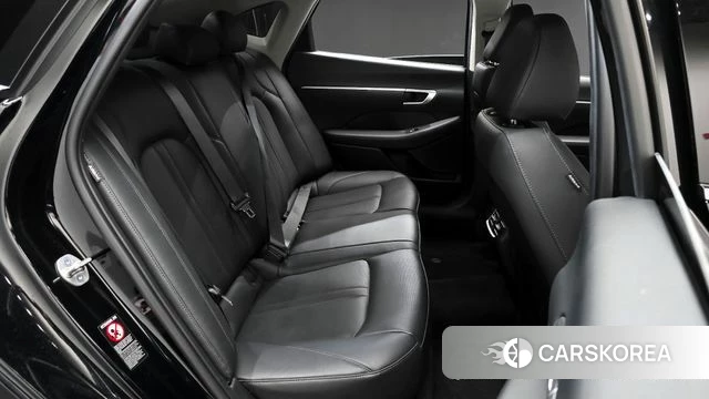 Hyundai Sonata (DN8) 2022 Черный из Кореи, фото 2