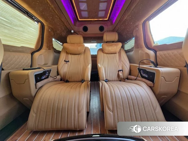 Kia Carnival 4th generation 2023 Черный из Кореи, фото 2