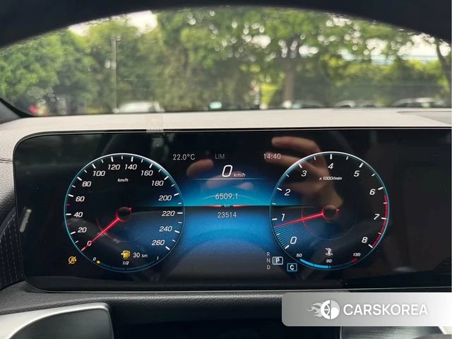 Mercedes-Benz GLB 2023 Черный из Китая, фото 2